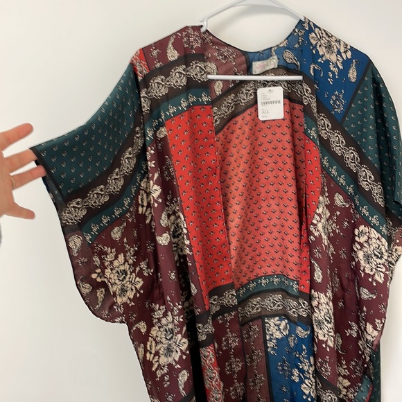 Color Block Kimono - Picture 4 of 5